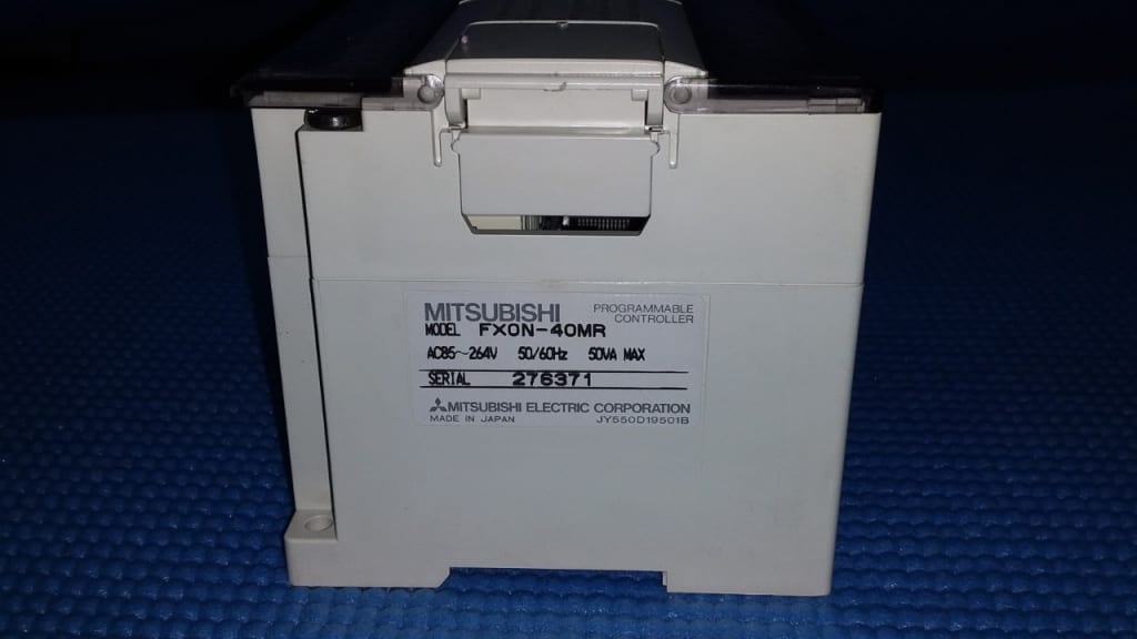 PLC MITSUBISHI FX0N-40MR