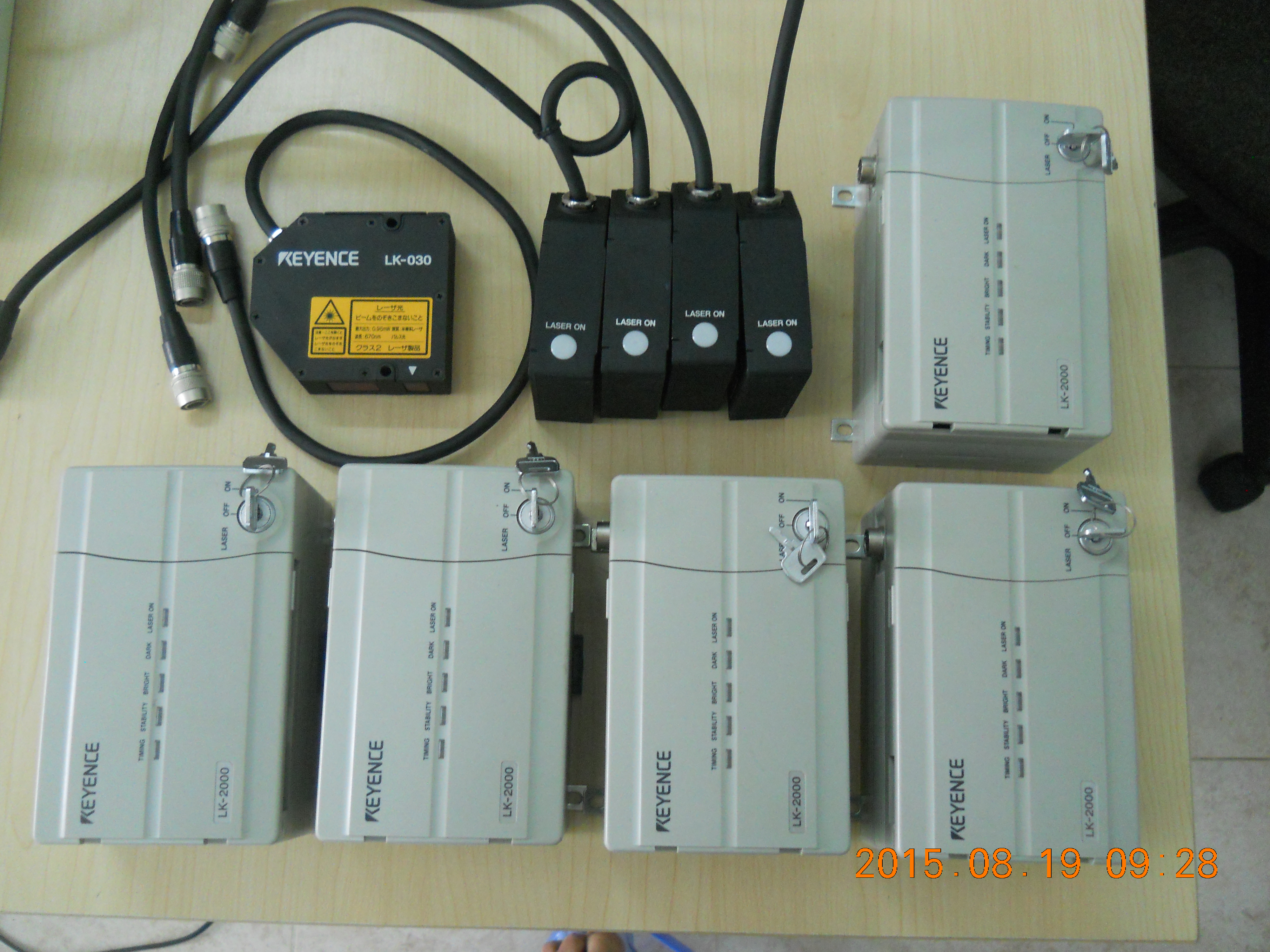 cảm biến đo khoảng cách bằng lazer KEYENCE LK-030 - Amplifier LK-2000